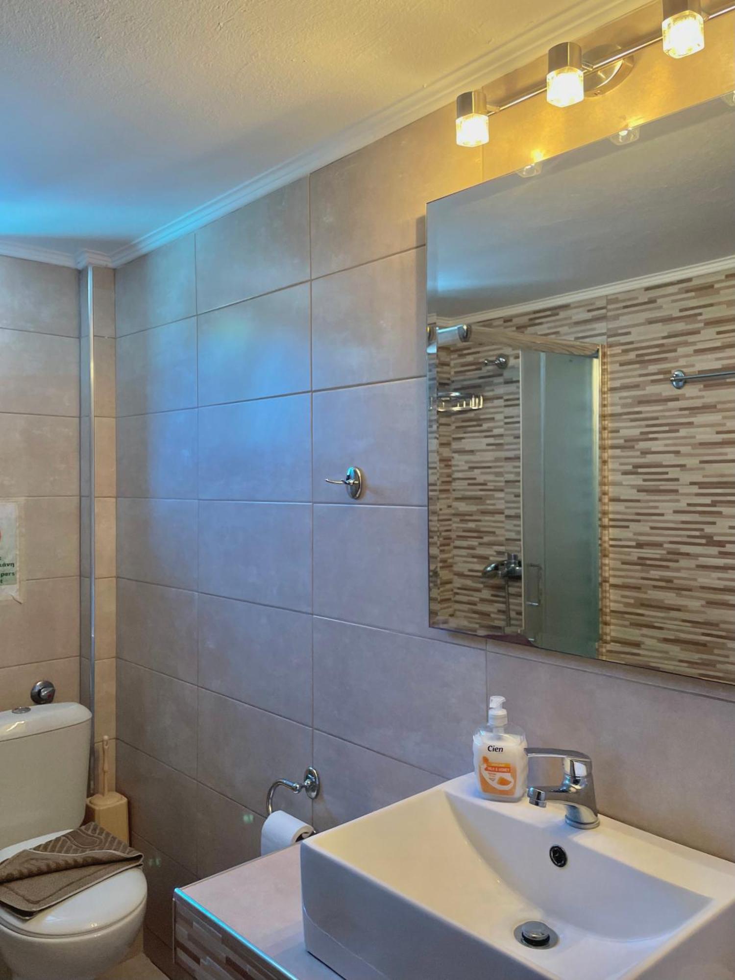 Anna Dani Apartments Вурвуру Экстерьер фото
