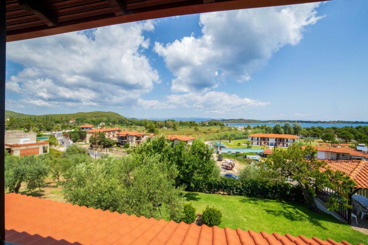 Anna Dani Apartments Вурвуру Экстерьер фото